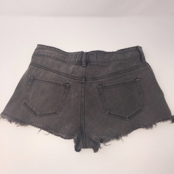 Bullhead Denim Distressed Frayed High Rise Shorts - Picture 5 of 5